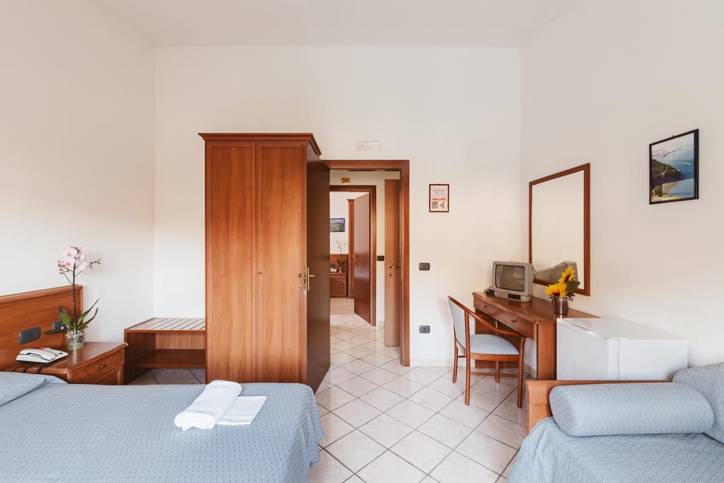 Hotel Bellavista Maiera ภายนอก รูปภาพ